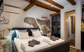 Private Accommodion Linda Studio